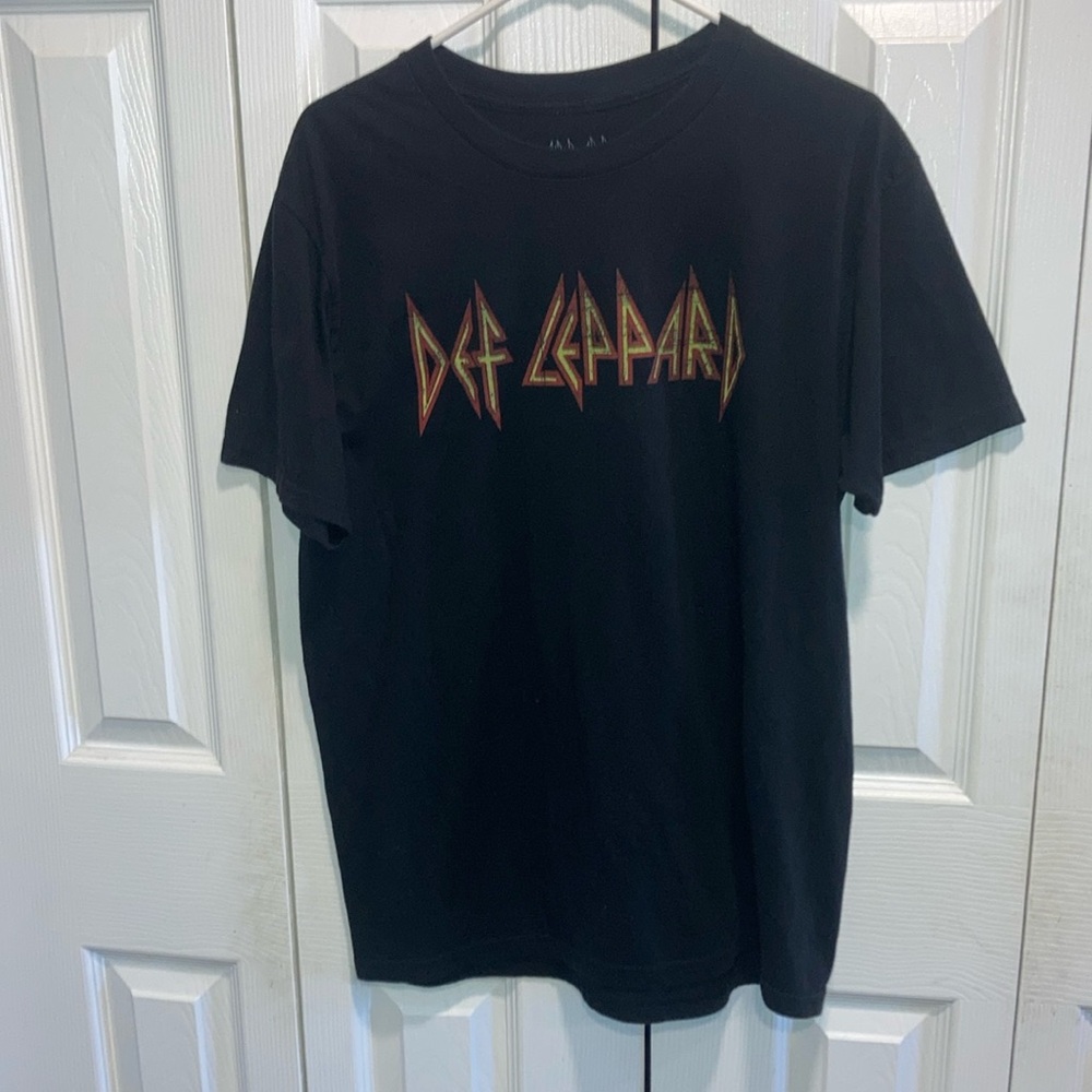 Def Leppard tee black size L